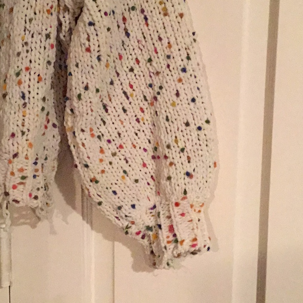 Sweater - Picture 4 of 5
